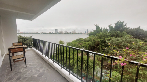 Duplex style with lakeview 04 bedroom apartment for rent in Tay Ho West lake