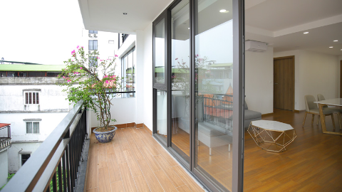 Open view 03 bedroom apartment in Quang An ward, Tay Ho