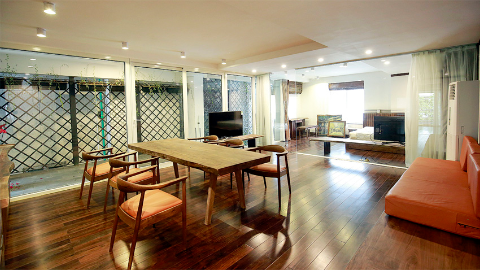 Good quality & style 02 bedroom apartment for rent in Tay Ho