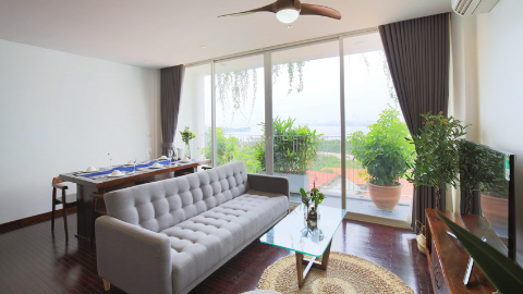 High floor & Lakeview 03 bedroom Apartment for rent in Tay Ho
