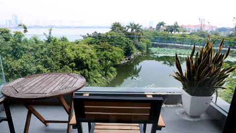 Balcony and Lakeview 02 bedroom apartment for rent in Tay Ho