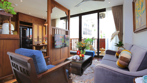 Wonderful 02 bedrooms apartment for rent in Hoan Kiem Hanoi,02 balcoines