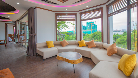 Good size and decent Balcony 04 bedroom apartment for rent in Tay Ho