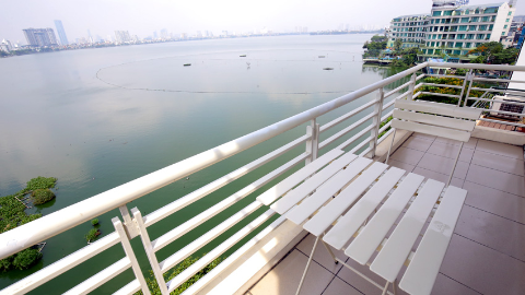 Lakview and Balcony 01 bedroom apartment for rent in Yen Hoa Tay Ho