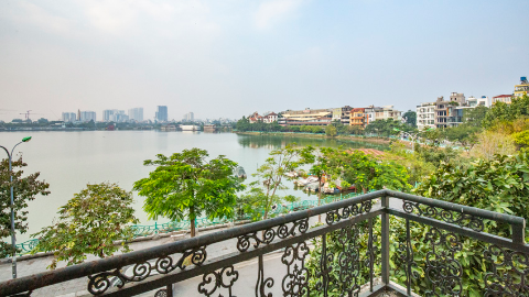 Lake view unfurnished 6 bedroom house in To Ngoc Van, Tay Ho for rent