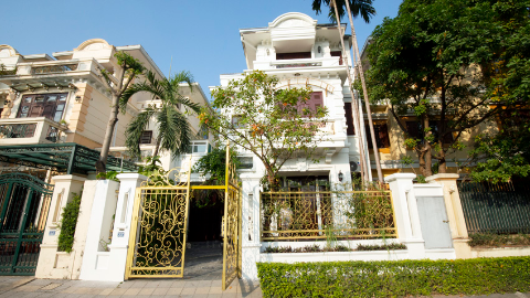 Tranquil 04 bedrooms villa for rent in near UNIS Shool Hanoi