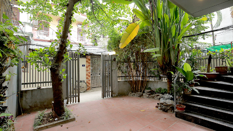 Garden and court yard 04 bedroom house for rent in Tay Ho