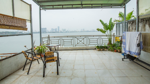 Lake view big balcony 01 bedroom apartment for rent in Vu Mien Tay Ho