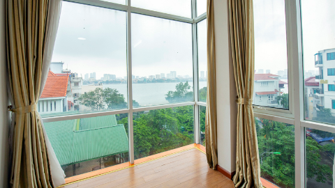 Full of daylight 05 bedroom house for rent in Tay Ho, West lake