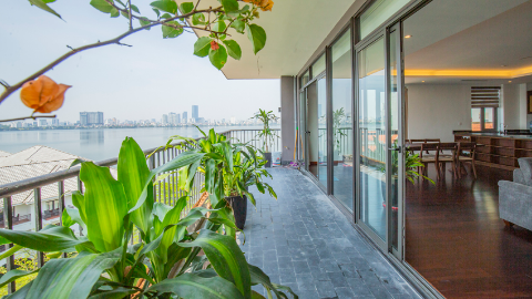 Amazing lakeview and Big balcony 04 bedroom apartment for rent