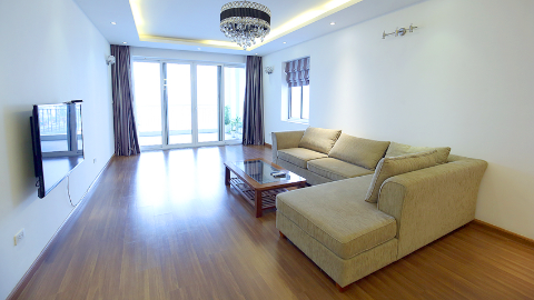 Lake view spacious 04 bedrooms apartment for rent in Tay Ho Hanoi