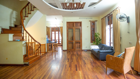Open view and fully furnished 05 bedroom house for rent in Tay Ho, West lake
