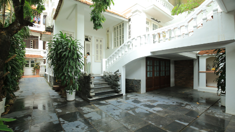 Big front yard and outdoor space 04 bedroom house for rent in Tay Ho