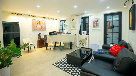 Simple style and good furniture 03 bedroom house for rent in Tay Ho