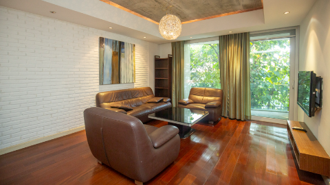 Comfy good quality 2 bedroom apartment in Tay Ho for rent
