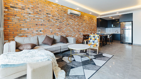 Unique with amazing furniture 03 bedroom apartment for rent at Dleroi Solei