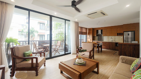 Balcony with openview 03 bedroom apartment for rent in Xuan DIeu, Tay Ho