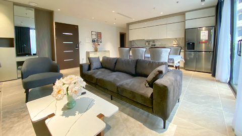 Contemporary and modern design 02 bedroom apartment for rent in Tay Ho