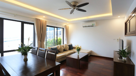 Nice spacious 2 bedroom apartment in Tay Ho for rent