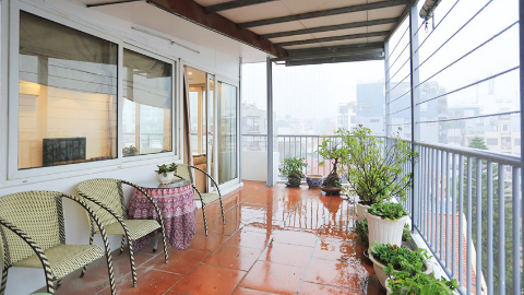 Top floor 1 bedroom apartment with a big terrace in Tay Ho for rent