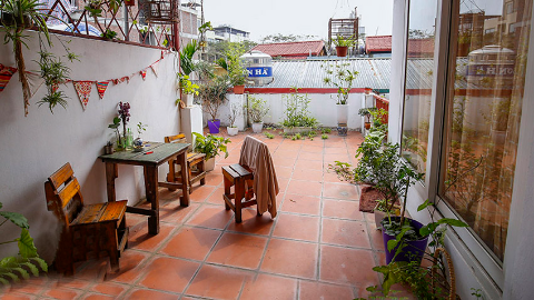 Cozy terrace with outdoor space with 04 bedroom house in Tay Ho for rent