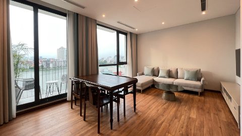 Lake view modern 2 bedroom apartment in Tu Hoa for rent