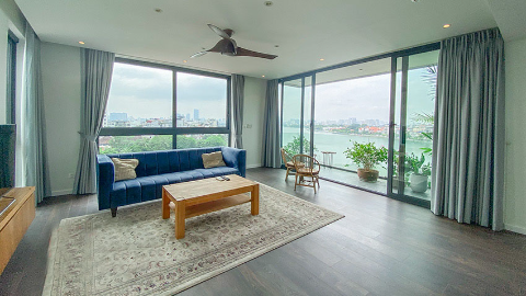 Stunning lakeview with balcony 03 bedroom apartment for rent in Tay Ho West lake