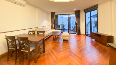 Big balcony with brandnew 02 bedroom apartment for rent in Tay Ho West lake