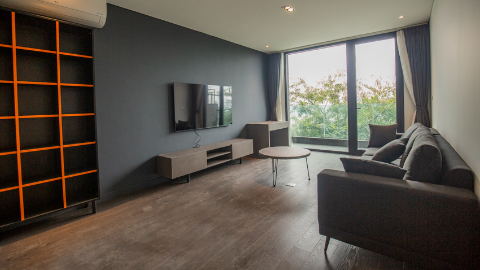 Fantastic modern 2 bedroom duplex in Truc Bach for rent