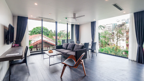 Modern style with plenty of daylight 02 bedroom apartment for rent in Tay Ho West lake