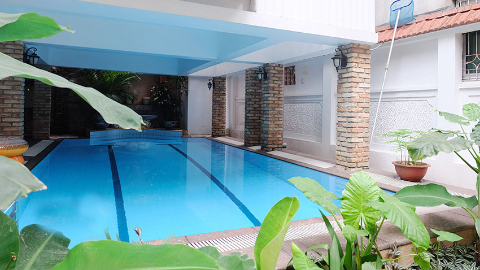 Wonderful swimming pool with garden 04 bedroom house for rent in Tay Ho West lake