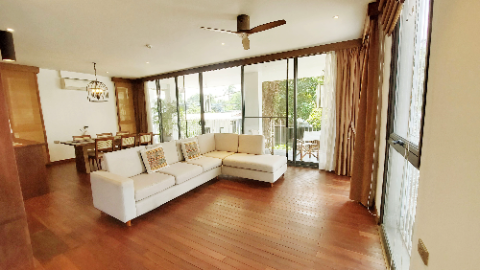 Lakeview with big balcony 03 bedroom apartment for rent in Tay Ho West lake