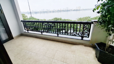 Lakeview with balcony 02 bedroom apartment for rent in Tay Ho West lake