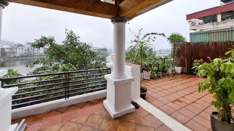 Big terrace with lakeview 02 bedroom apartment for rent in Truc Bach Ba Dinh