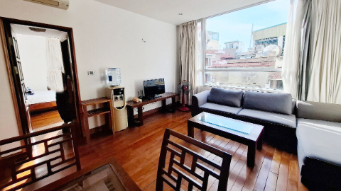 Good light with fully furnished 01 bedroom apartment for rent in Truc Bach