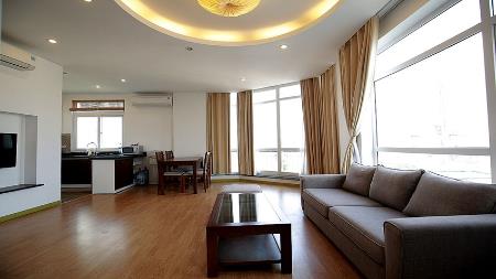 Bright 02 bedrooms apartment for rent in Xuan Dieu Hanoi, reasonable rental