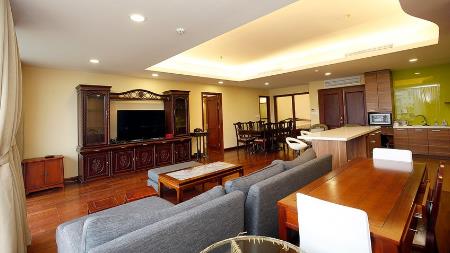 Hi-Quality 2 bedroom apartment for rent in Xuan Dieu