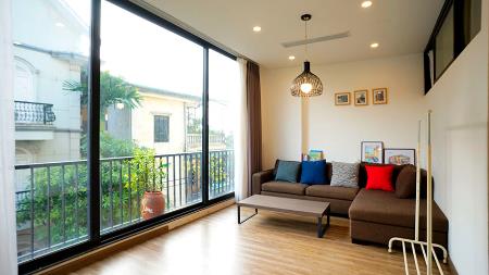 Modern 02 bedrooms apartment in Quang Khanh near the lake