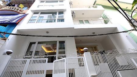 Adorable 04 bedroom house for rent in Tay Ho, with terrace and car access