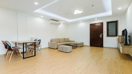 Delightful 01 bedroom apartment for rent in Yen Phu street