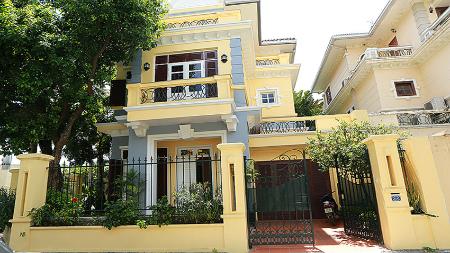 Corner 05 bedrooms house for rent in Ciputra Hanoi, walking to Unis School