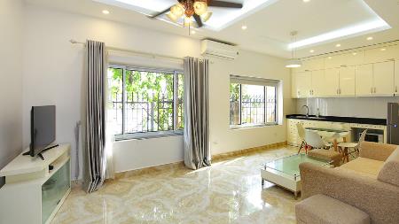Lakeview 02 bedroom house in Tu Hoa, kim Lien for rent