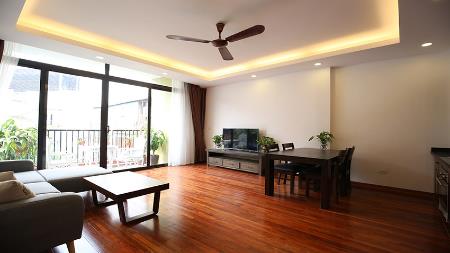 Beautiful 02 bedrooms apartment for rent in Hoan Kiem, balcony
