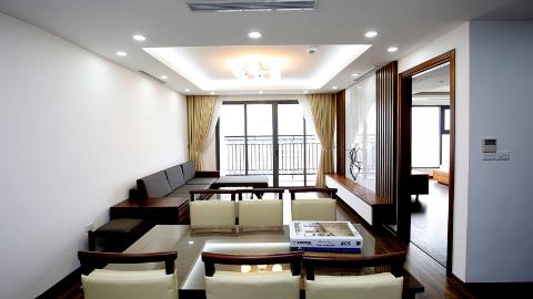 Dleroisolei Building 03 bedroom apartment for rent in Tay Ho