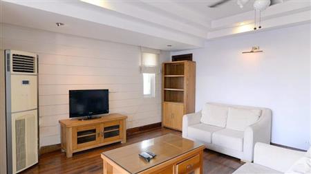 yen phu 2 bedroom apartment for rent near lake 4 97611